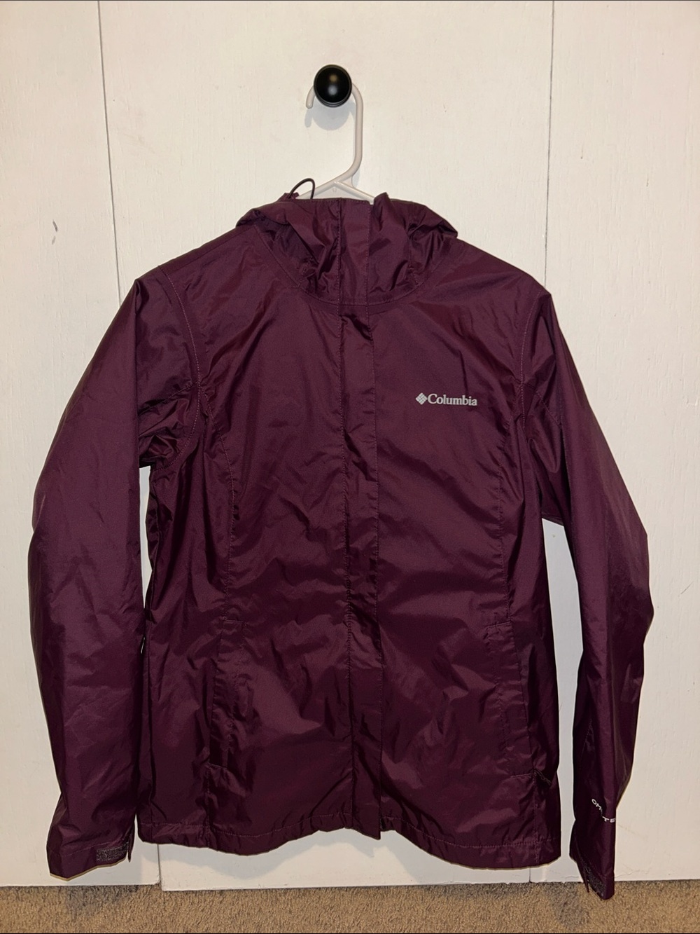 Columbia Women's Hooded Shell Jacket - Plum